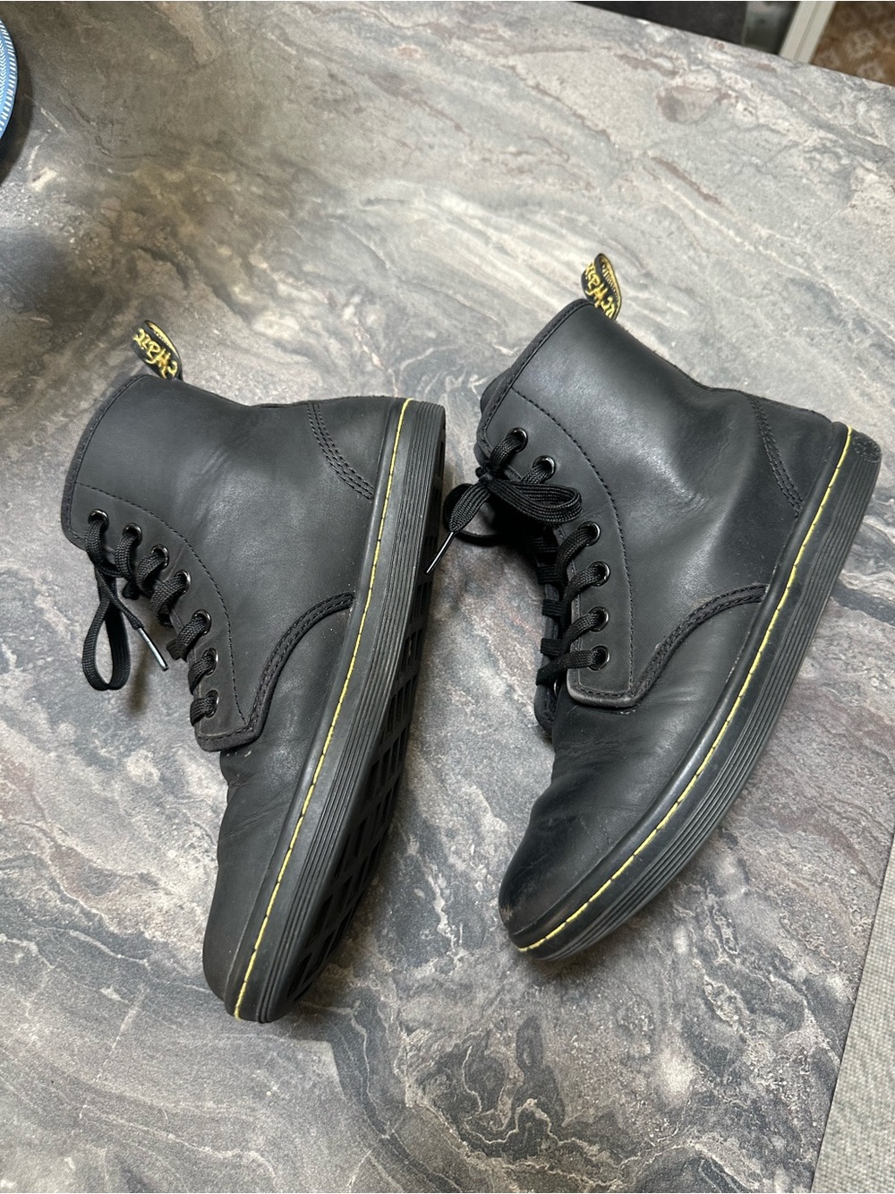 Dr. Martens Black Leather Lace-Up Boots “shoreditch”